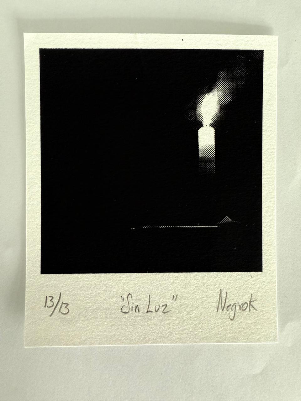 "SIN LUZ"